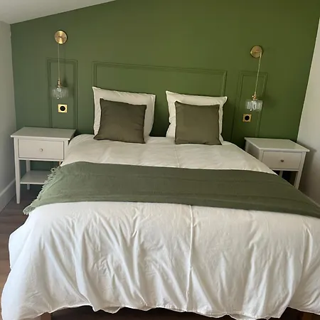 Charmante Maison Viticole Dans Le Medoc 度假居 *